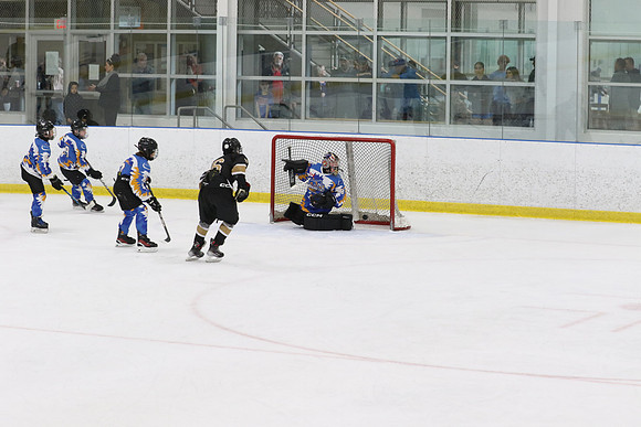 7Z7A0237_10 40 am - 2013 - RELM Wranglers Behiels vs Ottawa Rampage – MNP