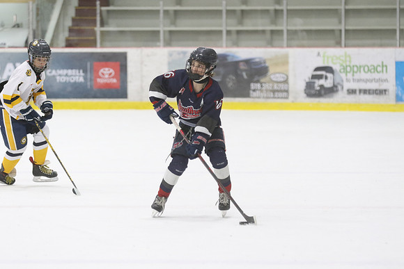 7Z7A3624_3 45 pm - U15 B T2 - Strathroy Jr Rockets vs Lasalle Sabres - Chatham