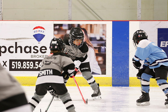 _63A1574_5 30 pm – LL3 – South Kent Stars vs Saugeen Shores – Eastlink