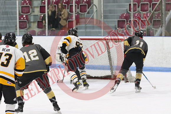 20241101-1605_10 20 am – U18B – South Grey Spartans vs South Oxford Storm – Memorial