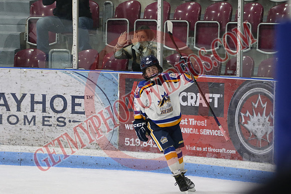 7Z7A6906_7 40 pm – U13A – Osgoode Richmond Romans vs Collingwood Jr Blues – Memorial