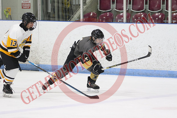 20241101-0665_10 20 am – U18B – South Grey Spartans vs South Oxford Storm – Memorial