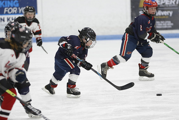 _63A0251_3 15 pm U9MD Strathroy Jr Rockets vs Lambton Shores Predators Memorial