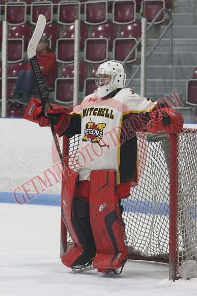 7Z7A5266_4 10 pm – U18A – Norfolk Knights vs Mitchell Meteors – Memorial