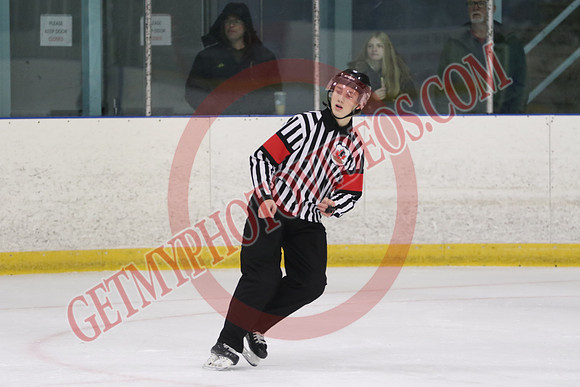 7Z7A5988_11 15 am – U15 – SF – Winner QF3 vs QF4 – Tri-Township