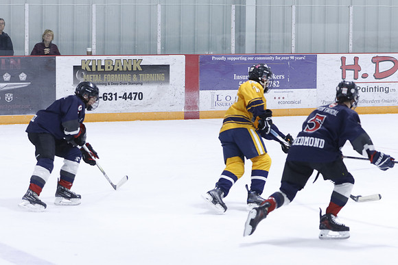_63A8420_4 25 pm - U15 A - Strathroy Jr Rockets vs Southwest Admirals - JOE PRESS