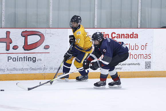 _63A8421_4 25 pm - U15 A - Strathroy Jr Rockets vs Southwest Admirals - JOE PRESS