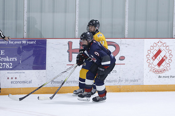 _63A8425_4 25 pm - U15 A - Strathroy Jr Rockets vs Southwest Admirals - JOE PRESS
