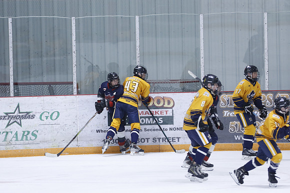 _63A8447_4 25 pm - U15 A - Strathroy Jr Rockets vs Southwest Admirals - JOE PRESS