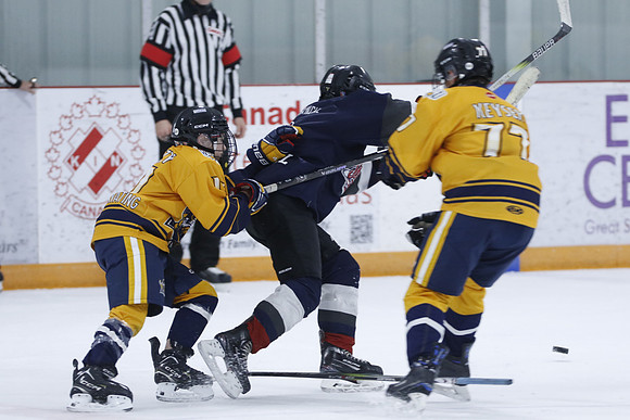 _63A8683_4 25 pm - U15 A - Strathroy Jr Rockets vs Southwest Admirals - JOE PRESS
