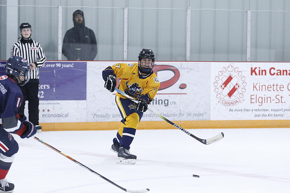 _63A8925_4 25 pm - U15 A - Strathroy Jr Rockets vs Southwest Admirals - JOE PRESS