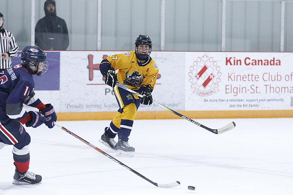 _63A8926_4 25 pm - U15 A - Strathroy Jr Rockets vs Southwest Admirals - JOE PRESS