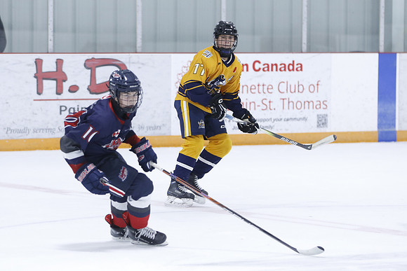 _63A8929_4 25 pm - U15 A - Strathroy Jr Rockets vs Southwest Admirals - JOE PRESS