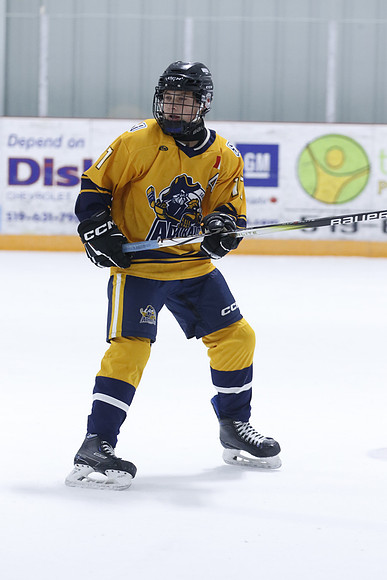 _63A8937_4 25 pm - U15 A - Strathroy Jr Rockets vs Southwest Admirals - JOE PRESS
