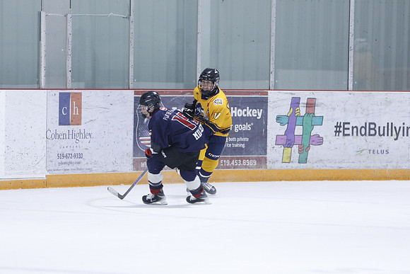 _63A8951_4 25 pm - U15 A - Strathroy Jr Rockets vs Southwest Admirals - JOE PRESS