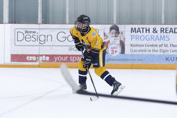 _63A8975_4 25 pm - U15 A - Strathroy Jr Rockets vs Southwest Admirals - JOE PRESS