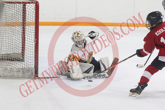 7Z7A5869_6 00 pm – U11D1 – East Elgin 1 vs South Oxford – Belmont