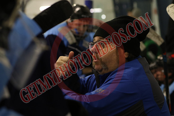 7Z7A0143