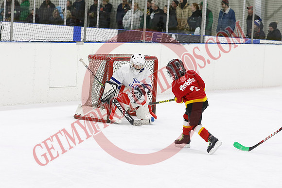 _63A7492_8 30 am - U7D3 - Port Colborne White vs Centre Wellington Fusion Red - BLUE A
