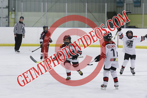 _63A1817_9 45 am – U11 PB – Dresden Jr Kings Maroon vs Aylmer Flames White – Kinsmen