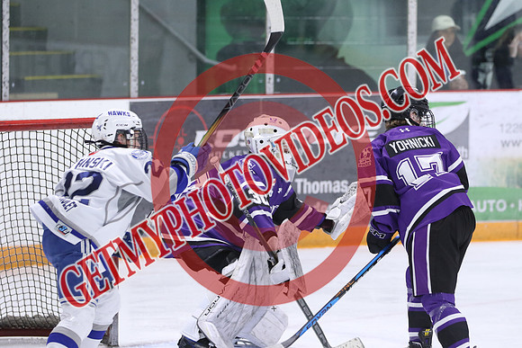 7Z7A4457_10 20 am – U14A – London Jr Mustangs Purple vs Milton Winterhawks – Presstran