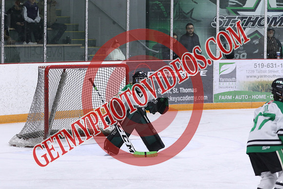 7Z7A1655_8 50 am – U12A – London Jr Mustangs Purple vs St Thomas Stars –Presstran