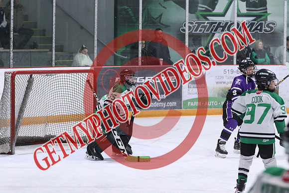 7Z7A1661_8 50 am – U12A – London Jr Mustangs Purple vs St Thomas Stars –Presstran