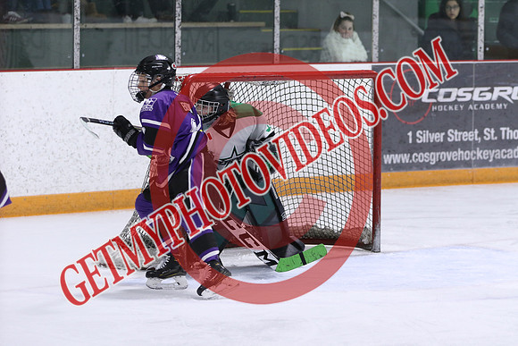 7Z7A1720_8 50 am – U12A – London Jr Mustangs Purple vs St Thomas Stars –Presstran