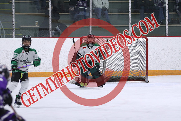 7Z7A2065_8 50 am – U12A – London Jr Mustangs Purple vs St Thomas Stars –Presstran