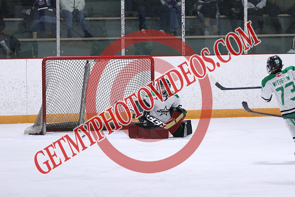 7Z7A2111_8 50 am – U12A – London Jr Mustangs Purple vs St Thomas Stars –Presstran