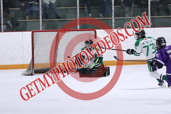 7Z7A2113_8 50 am – U12A – London Jr Mustangs Purple vs St Thomas Stars –Presstran