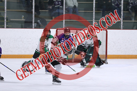 7Z7A2129_8 50 am – U12A – London Jr Mustangs Purple vs St Thomas Stars –Presstran