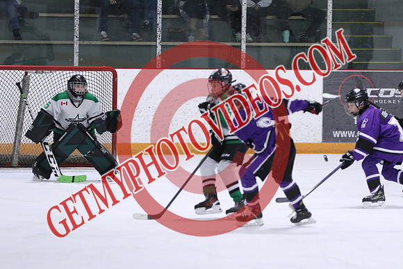 7Z7A2647_8 50 am – U12A – London Jr Mustangs Purple vs St Thomas Stars –Presstran