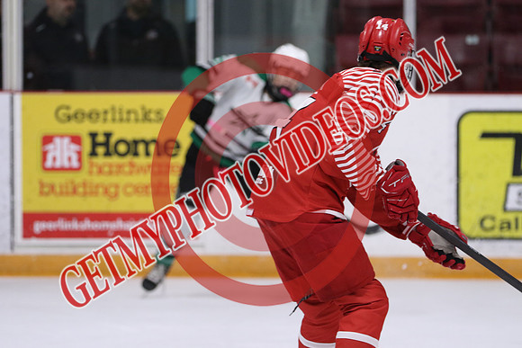 7Z7A2105