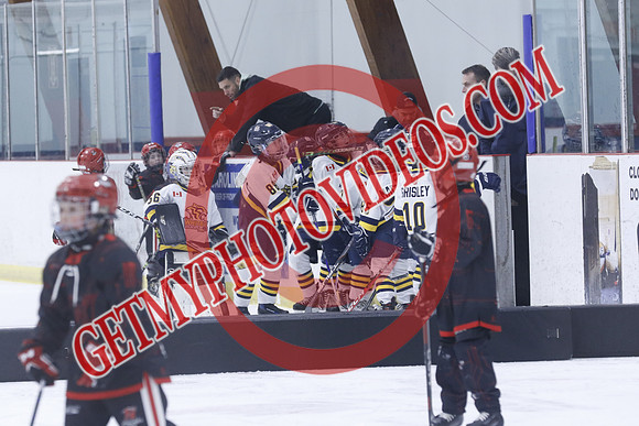 20251205-0052_10 30 AM -U8MD -Whitby Wildcats White VS Newmarket Renegades Red-Atlas