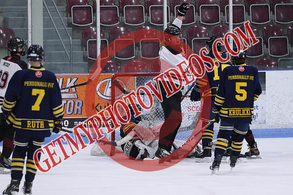 7Z7A7271_9 15 am – U18 PB – New Hamburg Huskies 1 vs Tillsonburg Tornadoes 1 – Memorial