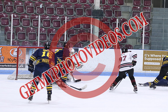 7Z7A3790_8 00 am – U18 PA – New Hamburg Huskies 4 vs Tillsonburg Tornadoes 2 – Memorial