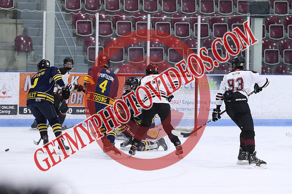 7Z7A3987_8 00 am – U18 PA – New Hamburg Huskies 4 vs Tillsonburg Tornadoes 2 – Memorial