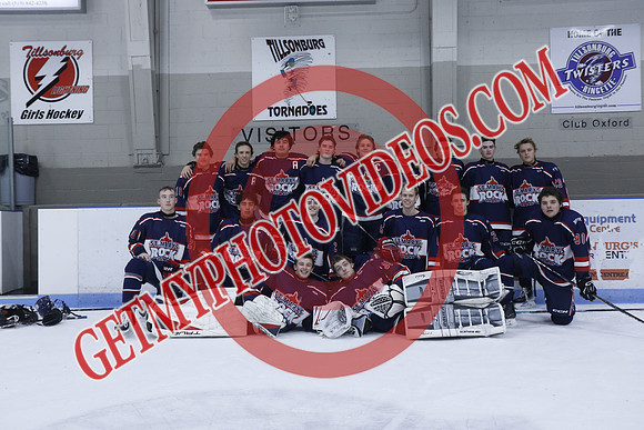 20251031-43592_7 40 pm – U18A – St Marys Rocket vs West Coast Whitecaps – Memorial