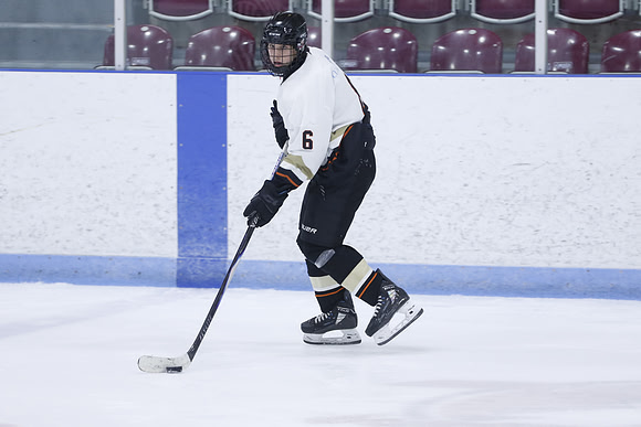 20251031-10902_12 40 pm – U18B – Belle River Jr Canadiens vs East Lambton Eagles – Memorial