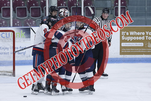 20251031-37412_6 30 pm – U18B – South Huron Sabres vs Strathroy Jr Rockets – Memorial