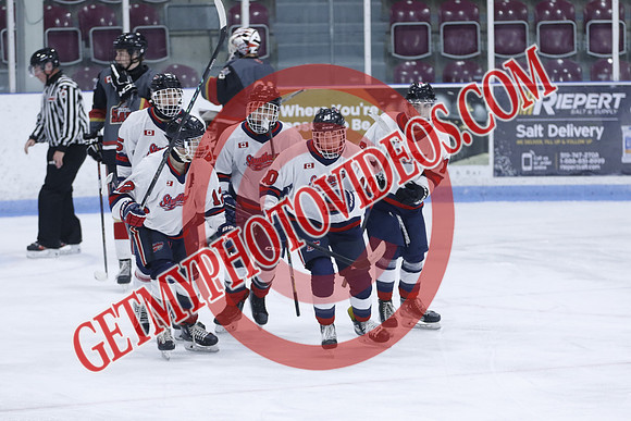 20251031-37415_6 30 pm – U18B – South Huron Sabres vs Strathroy Jr Rockets – Memorial