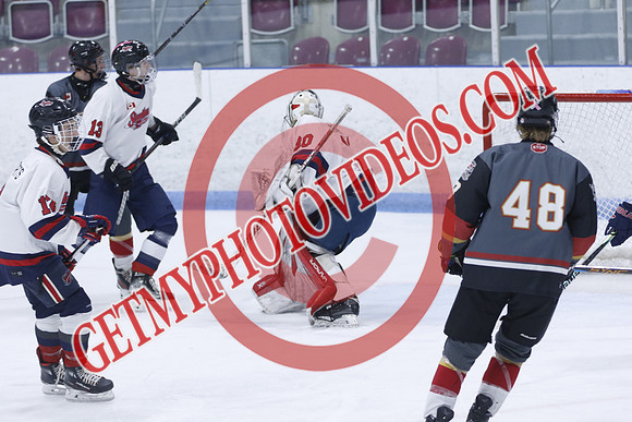 20251031-37879_6 30 pm – U18B – South Huron Sabres vs Strathroy Jr Rockets – Memorial