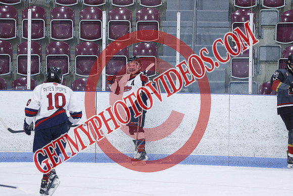 20251031-38323_6 30 pm – U18B – South Huron Sabres vs Strathroy Jr Rockets – Memorial
