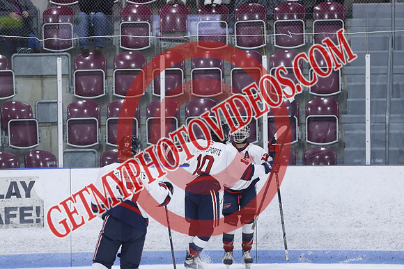 20251031-38335_6 30 pm – U18B – South Huron Sabres vs Strathroy Jr Rockets – Memorial