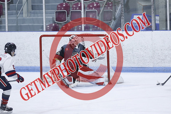 20251031-38386_6 30 pm – U18B – South Huron Sabres vs Strathroy Jr Rockets – Memorial
