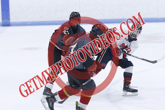 20251031-39139_6 30 pm – U18B – South Huron Sabres vs Strathroy Jr Rockets – Memorial