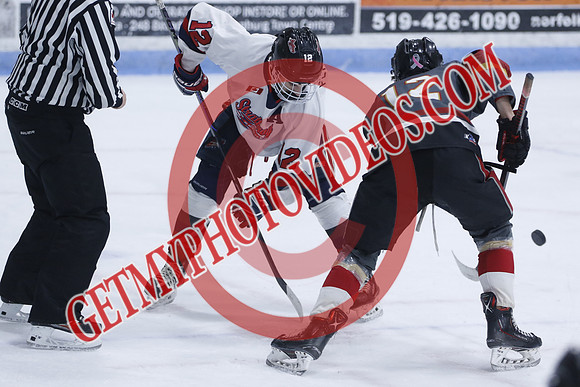 20251031-39211_6 30 pm – U18B – South Huron Sabres vs Strathroy Jr Rockets – Memorial