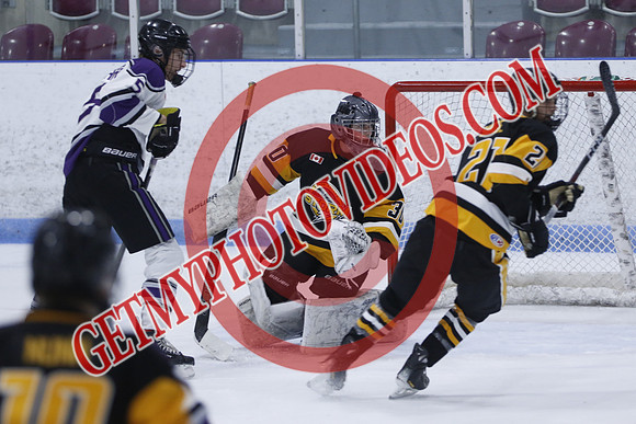 20251031-27390_4 10 pm – U18A – South Oxford Storm vs Haldimand River Kings – Memorial