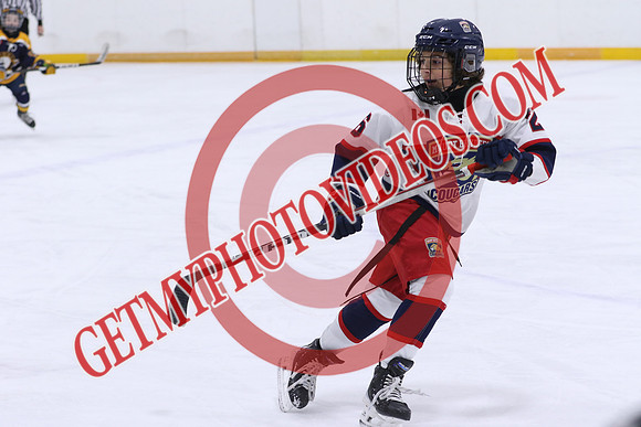 7Z7A6276_10 25 AM-U10 A-Lasalle SABRES VS Mount Brydges COUGARS-Erickson Arena